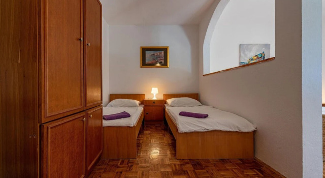 Amazing Apartment in Privlaka With Wifi