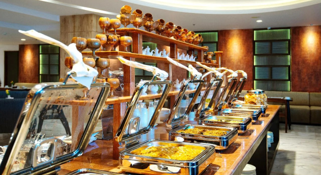 THE SYA Regency Palu by SoASIA, Rezervați Hotel Hoteluri în Sulawesi cu parcare, Parcare