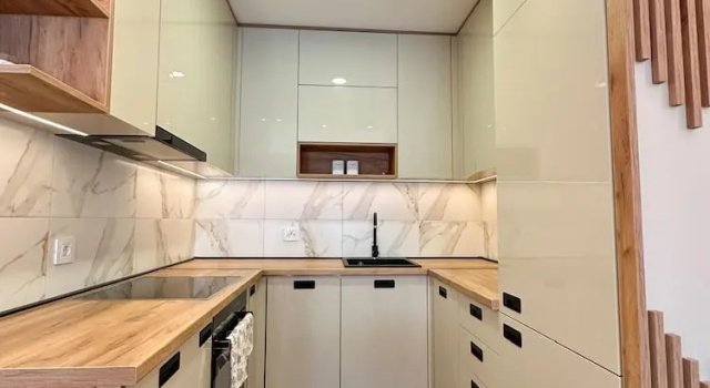 Апартаменты Deluxe I&I 3 Bedrooms Apartment