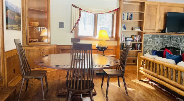 Коттедж Historical Crocker Ranch - Coach House #22-zone3270 4 Bedroom Home by RedAwning