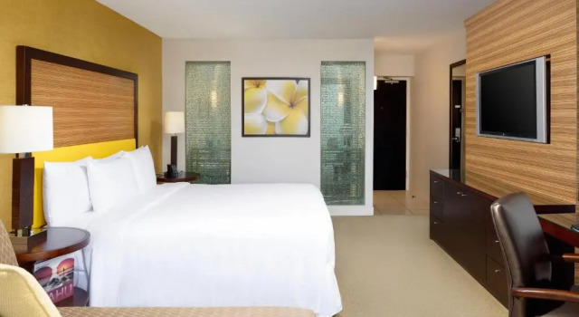 Двухместный номер с видом на город Hilton Waikiki Beach Resort & Spa