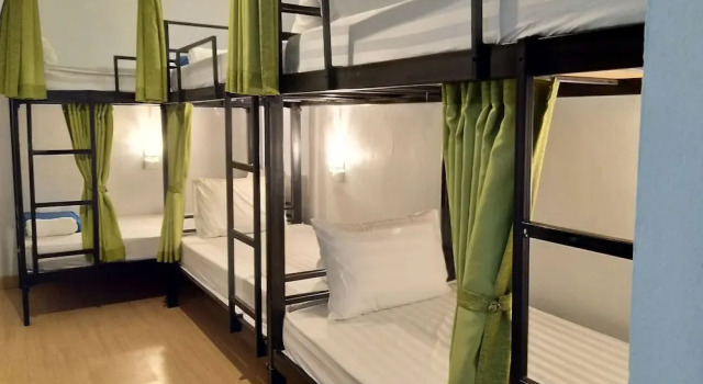 Кровать в общем номере (женский номер) Infinity Hostel
