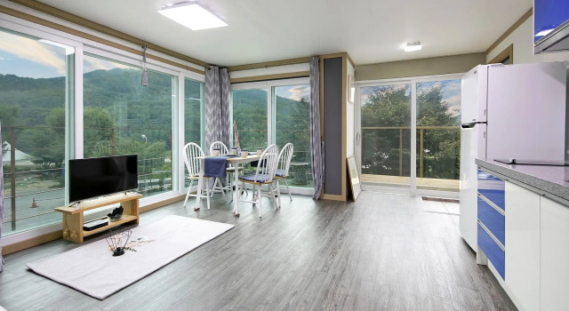 Hongcheon Gugotegamyun Pension, Boek Hotel Hongcheon Gangwon-Do