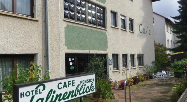 Hotel Salinenblick, Забронировать Отель Бад-Орб Шпессарт, рядом с Пешеходный маршрут для хождения босиком