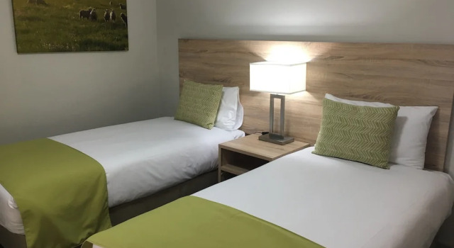 Семейный люкс Quality Inn Carriage House