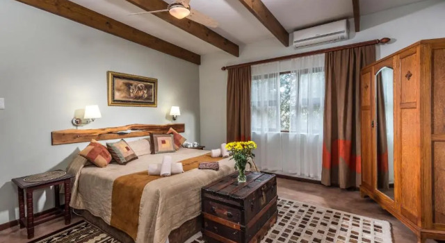 Люкс Standard Dungbeetle River Lodge