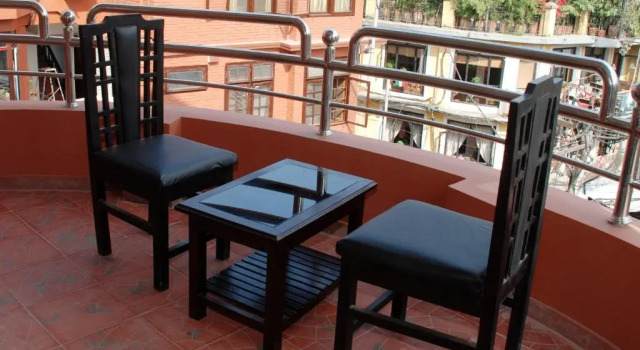 Двухместный номер Standard с балконом Hotel Access Nepal
