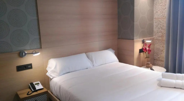 Четырёхместный номер Standard с балконом Hotel Atalaia