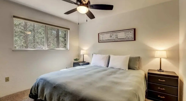 Rustic Haven - Hot tub & Pet Friendly, 予約 ホテル エコー レイク アメリカ合衆国