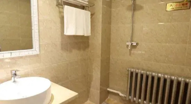 Qiqihar Xiushui Hotel, Varaa Hotelli Hotellit Heilongjiang pysäköinnillä, Pysäköinti