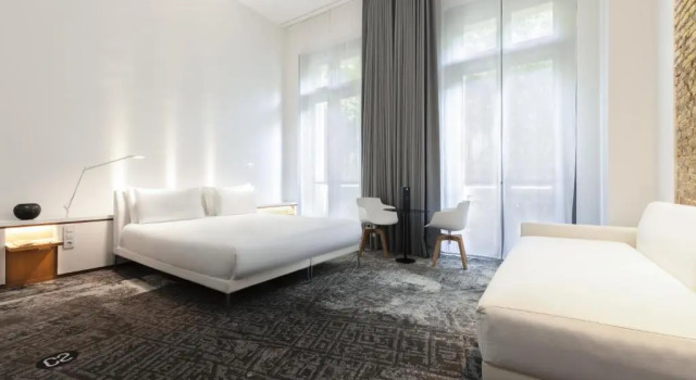 Двухместный номер Prestige Hôtel C2