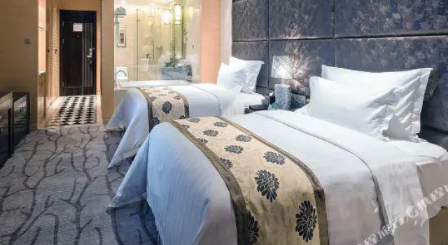 Номер Standard с видом на город Days Hotel & Suites by Wyndham Hengan Chongqing
