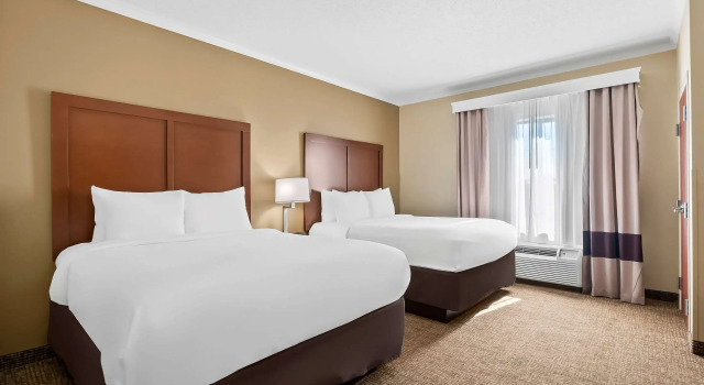 Четырёхместный люкс Comfort Suites Panama City near Tyndall AFB