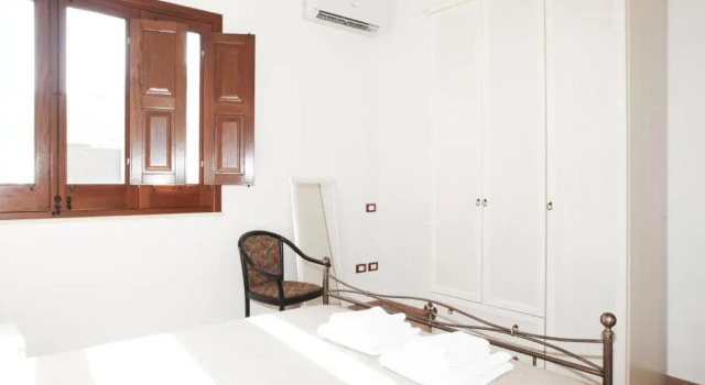 Appartamenti Leone, Book Hotel Hotels in Sicily with Parking, Parking