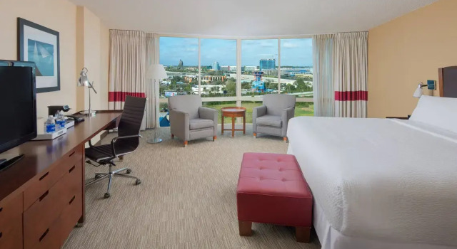 Двухместный номер Standard с видом на город Four Points by Sheraton Orlando International Drive