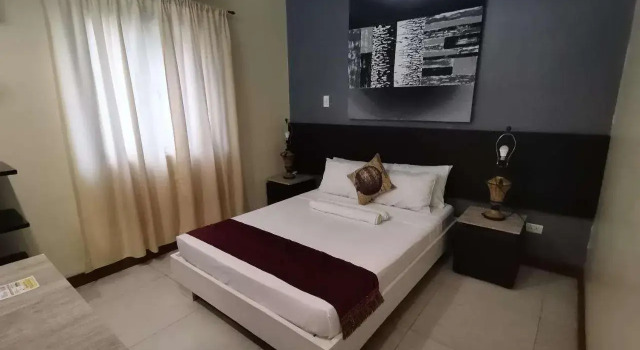 Coron town travellers inn, Rezerwuj Bed and Breakfast Coron Town Proper Coron