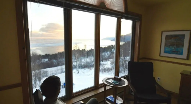 Номер Superior Auberge Cap aux Corbeaux