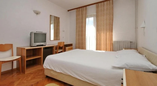 Zelenkada lux, Buchen Sie Hotel Čajetina 