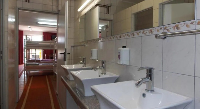 Кровать в общем номере Hostel Panorama Portorož