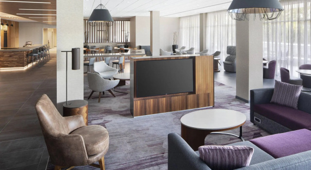 Courtyard by Marriott Albany Troy/Waterfront, Забронировать Отель Олбани Hudson Valley
