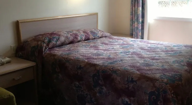 Номер Economy Riders Inn