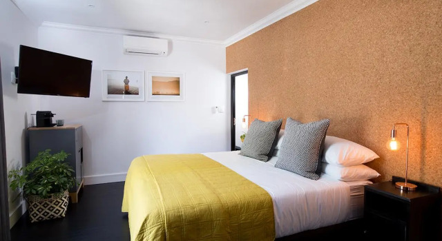 Двухместный номер Luxury Twice Central Guest House