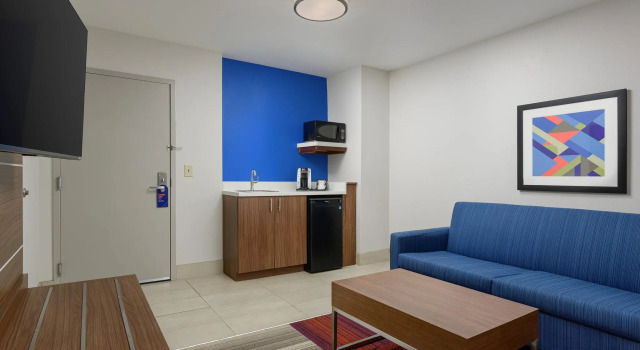 Четырёхместный люкс Holiday Inn Express - Tullahoma by IHG