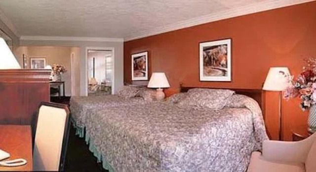 Traveller's Inn - Express, Забронировать Отель Отели Виктории с бассейном, рядом с Maritime Museum of British Columbia, Бассейн