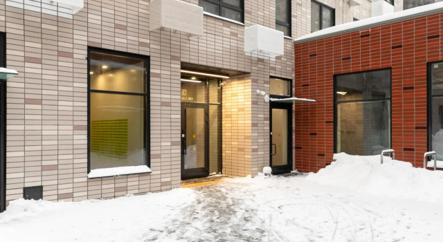 The owner is a Service on Altufyevsky highway 55k4, Book Apartment Moscow Russia