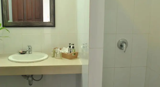 Двухместный номер Deluxe с балконом и с видом на реку Silver Naga Hotel