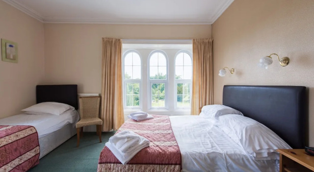 Gilsland Hall Hotel, Забронировать Отель Отели Шотландских границ с парковкой, Парковка