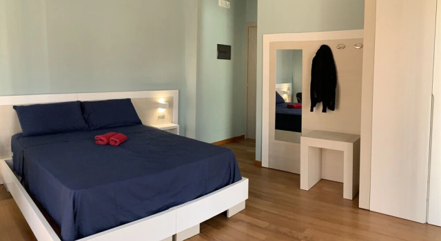 Casa Vacanze Five, Забронировать Отель Катания Сицилия, рядом с Stadio Angelo Massimino