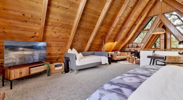 Moonridge Modern Chalet #2453, Забронировать Шале Биг-Бэр-Лейк San Bernardino Mountains
