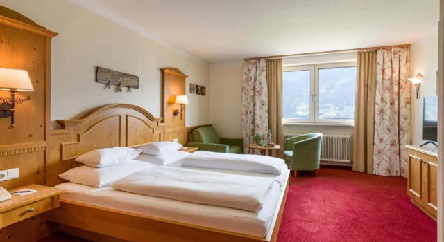 Двухместный номер Standard с панорамным видом Hotel Waldfriede - Der Logenplatz im Zillertal