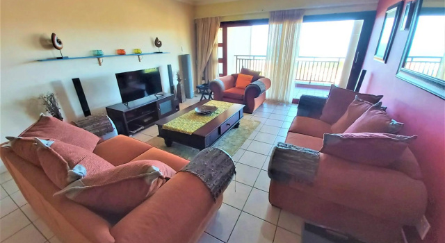 Kuta Beach Unit 12, Забронировать Отель Маргит Durban South Coast