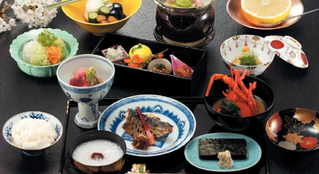 Ryotei Ryokan Atami Koarashitei, Boek Hotel Hotels in Tokai met parkeren, Parkeren