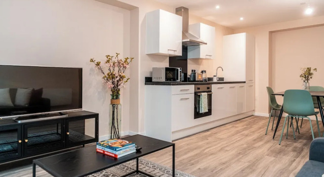 Апартаменты Captivating 2-bed Apartment in Manchester