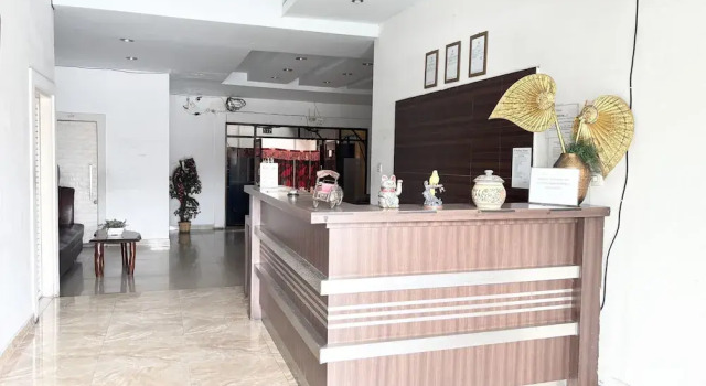 OYO 95102 Pulma House, Rezervovat Hotel Hotely v Medan s parkováním, Parkování