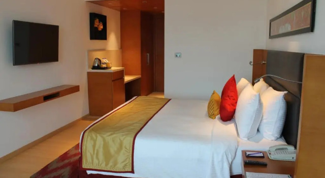 Номер Superior Mercure Hyderabad KCP Banjara Hills, An Accor Hotel
