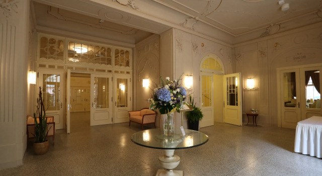 Grandhotel AMBASSADOR National House