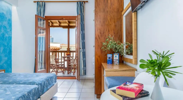 Двухместный номер Standard с видом на сад Aeolos Hotel