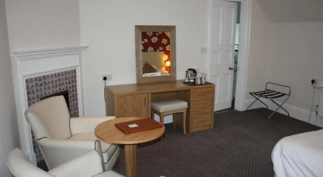 East Cliff Cottage Hotel