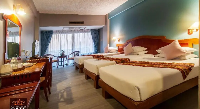 Трёхместный номер Deluxe с балконом Chiangmai Gate Hotel