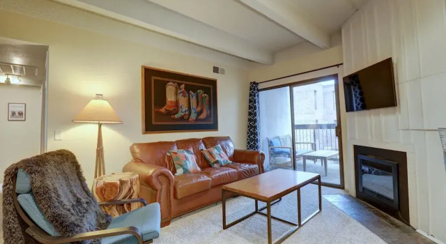 B207 Ten Mile Island 2br 2ba 2 Bedroom Condo by RedAwning
