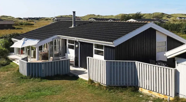 Коттедж 5 star holiday home in Løkken