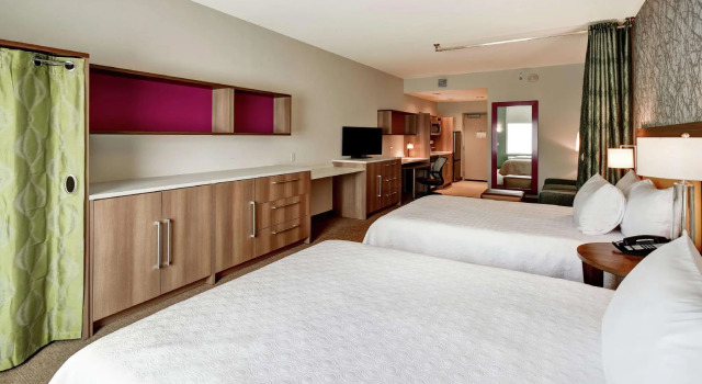 Четырёхместная студия Home2 Suites by Hilton Springfield North