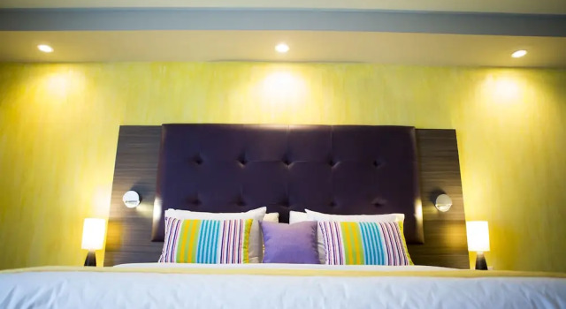 Двухместный полулюкс с балконом Kinam Hotel