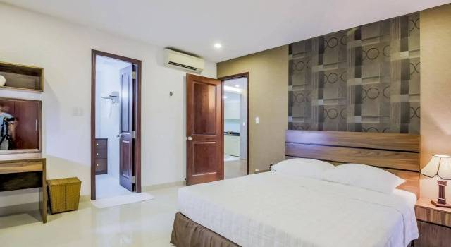 Poonsa Serviced Apartment, Забронировать Апартаменты/квартира Отели Района 3 с парковкой, рядом с Католическая церковь Тан Динь, Парковка