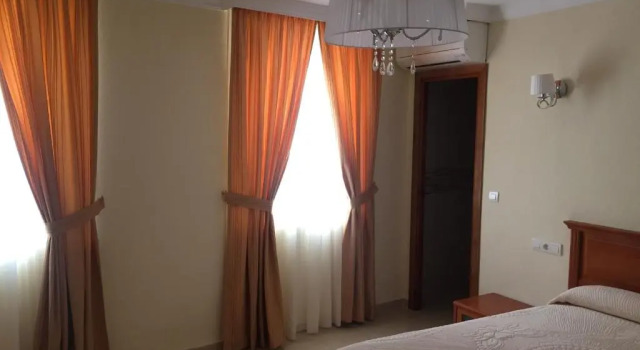Номер Comfort Hostal Plaza Damasco