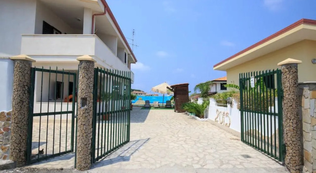 Villa Paglianiti - Your Family Residence